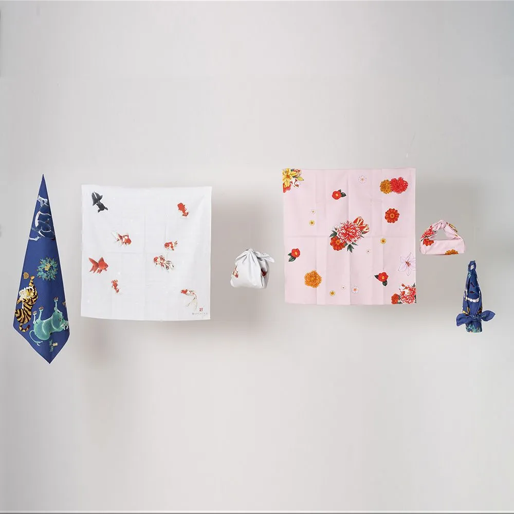 Furoshiki “maneki neko” avec la technique “hanazume”　créé par satomi
